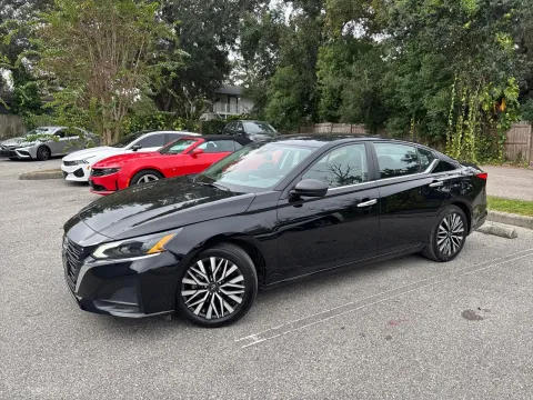 Another view of 2024 Nissan Altima 2.5 SV for sale in Seffner, FL at Evo Motors