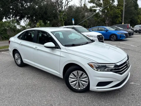 More photos of 2020 Volkswagen Jetta S at Evo Motors, FL
