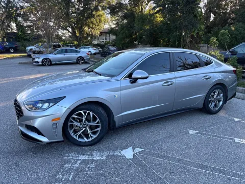 Another view of 2020 Hyundai Sonata SEL w/LEATHER for sale in Seffner, FL at Evo Motors