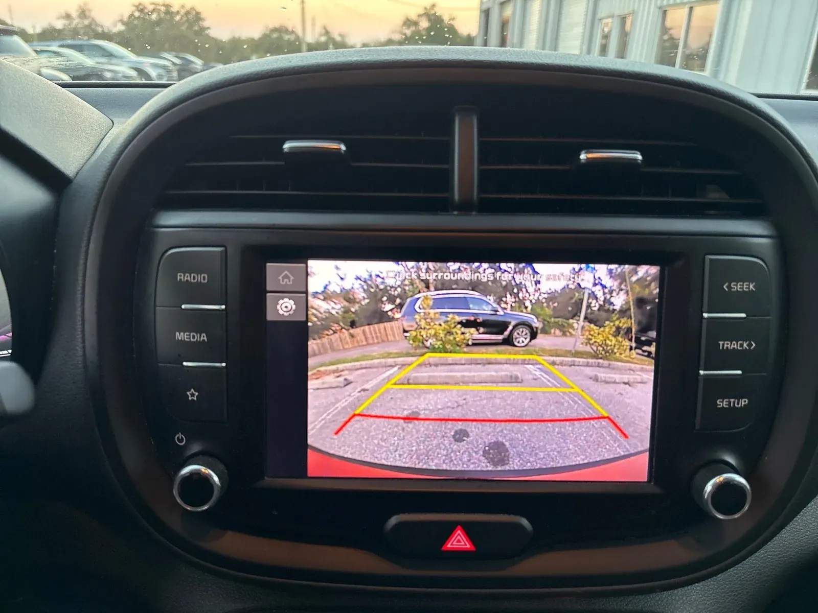 2024 Kia Soul LX - Photo 20