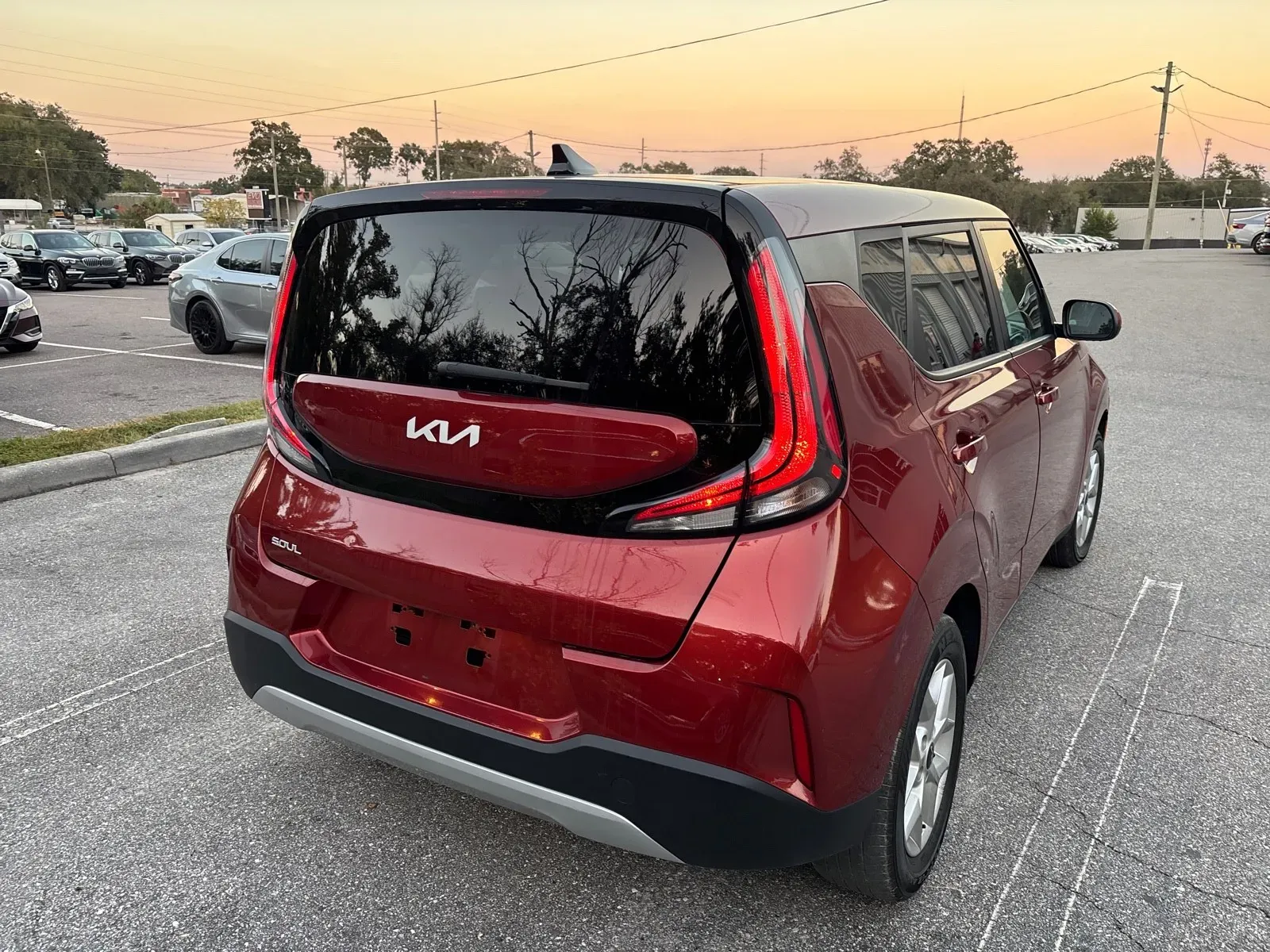 2024 Kia Soul LX - Photo 9