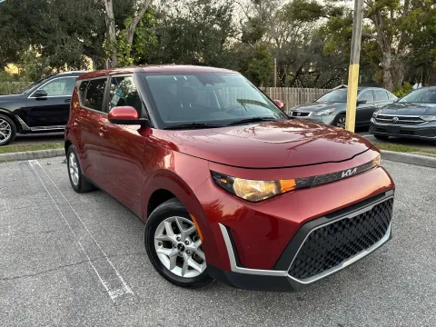 More photos of 2024 Kia Soul LX at Evo Motors, FL