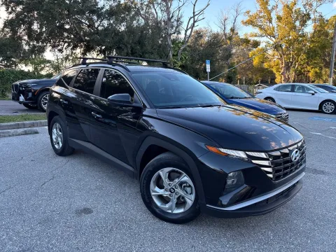 More photos of 2024 Hyundai Tucson SEL at Evo Motors, FL