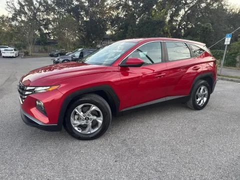 More photos of 2023 Hyundai Tucson SE at Evo Motors, FL