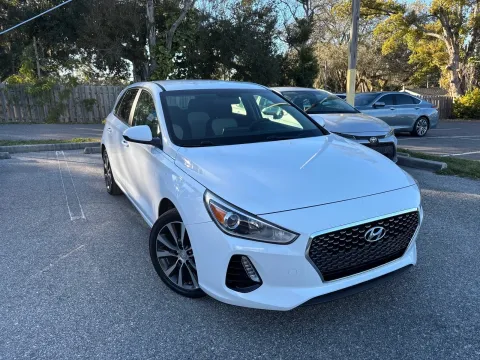 More photos of 2020 Hyundai Elantra GT Hatchback at Evo Motors, FL