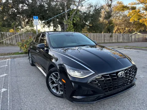 More photos of 2020 Hyundai Sonata SEL at Evo Motors, FL