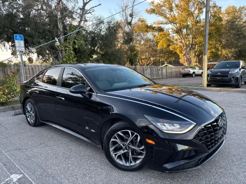 More photos of 2020 Hyundai Sonata SEL at Evo Motors, FL