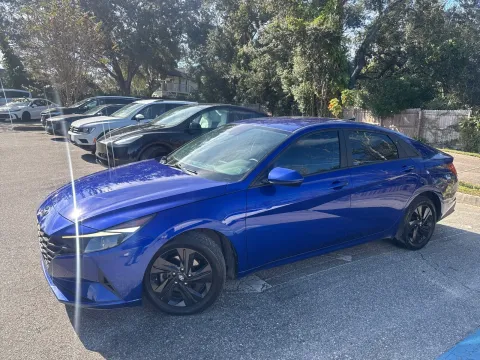Another view of 2021 Hyundai Elantra SEL w/CONVENIENCE PKG. for sale in Seffner, FL at Evo Motors