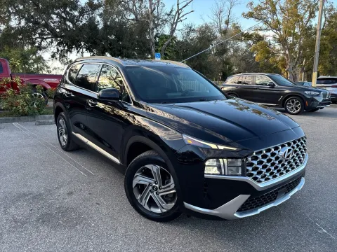 More photos of 2021 Hyundai Santa Fe SEL at Evo Motors, FL