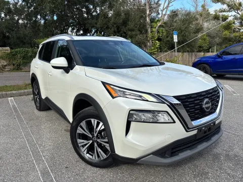 More photos of 2023 Nissan Rogue SV AWD w/PREMIUM PKG. LTHR. PANO. at Evo Motors, FL