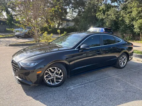 Another view of 2021 Hyundai Sonata SEL for sale in Seffner, FL at Evo Motors
