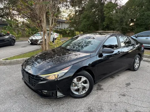 Photos of 2021 Hyundai Elantra SE for sale in Seffner, FL at Evo Motors