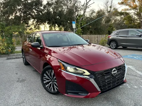 More photos of 2025 Nissan Altima SV at Evo Motors, FL