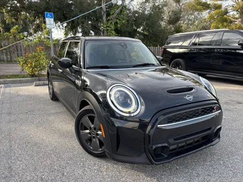 More photos of 2024 MINI Hardtop 4 Door Cooper S at Evo Motors, FL