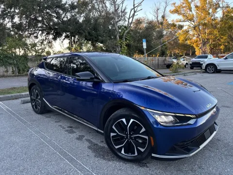 More photos of 2022 Kia EV6 Wind AWD at Evo Motors, FL