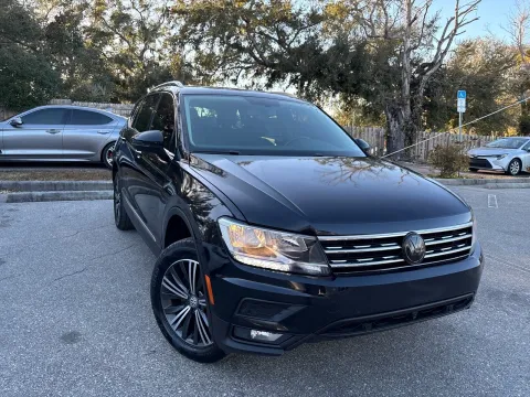 More photos of 2019 Volkswagen Tiguan SEL w/THREE-ROW LTHR. PANO. at Evo Motors, FL
