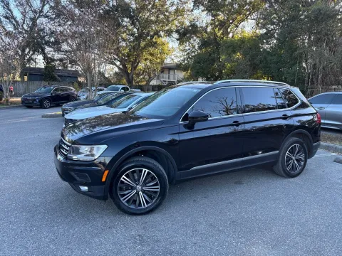 Another view of 2019 Volkswagen Tiguan SEL w/THREE-ROW LTHR. PANO. for sale in Seffner, FL at Evo Motors