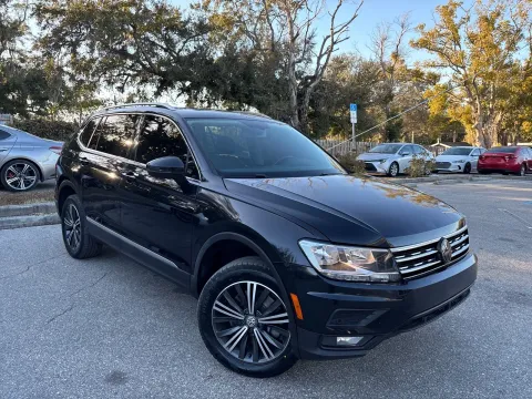 More photos of 2019 Volkswagen Tiguan SEL w/THREE-ROW LTHR. PANO. at Evo Motors, FL