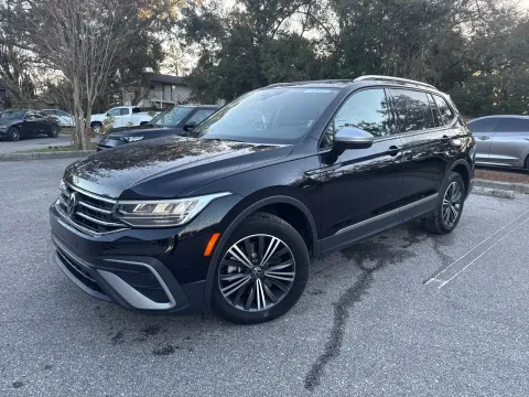 More photos of 2024 Volkswagen Tiguan Wolfsburg Edition w/THREE-ROW LTHR & PANO SUNROOF at Evo Motors, FL
