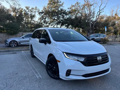 More photos of 2023 Honda Odyssey Sport at Evo Motors, FL
