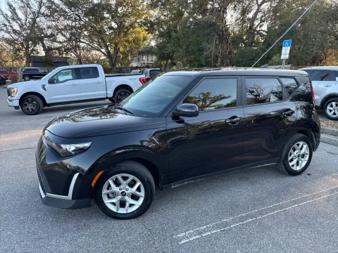 Another view of 2023 Kia Soul S for sale in Seffner, FL at Evo Motors