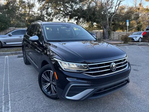 More photos of 2024 Volkswagen Tiguan Wolfsburg Edition w/THREE-ROW LTHR & PANO SUNROOF at Evo Motors, FL