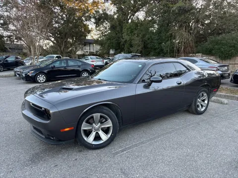 Another view of 2019 Dodge Challenger SXT for sale in Seffner, FL at Evo Motors