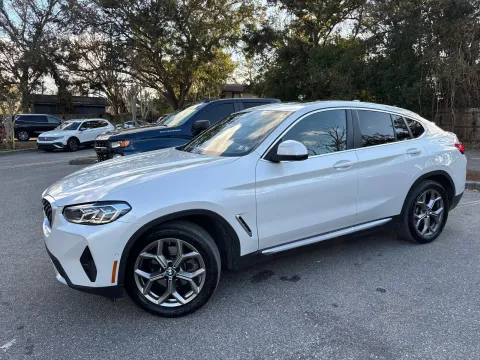 Another view of 2025 BMW X4 xDrive30i for sale in Seffner, FL at Evo Motors