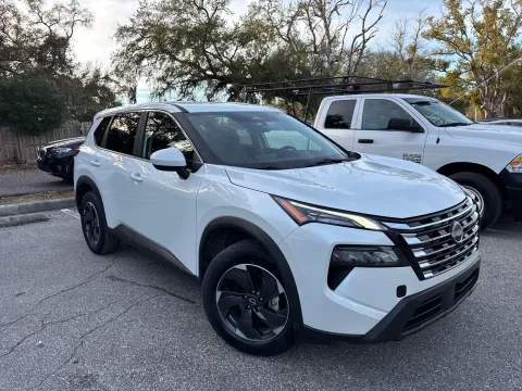 More photos of 2025 Nissan Rogue SV AWD at Evo Motors, FL