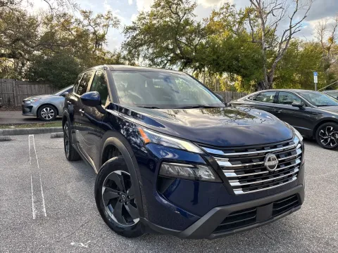 More photos of 2025 Nissan Rogue SV AWD at Evo Motors, FL