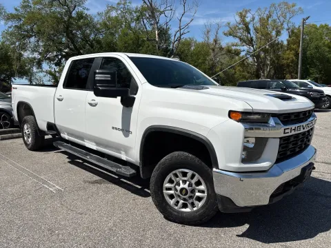 More photos of 2023 Chevrolet Silverado 2500HD 4WD W/6.6L DURAMAX DIESEL LT at Evo Motors, FL