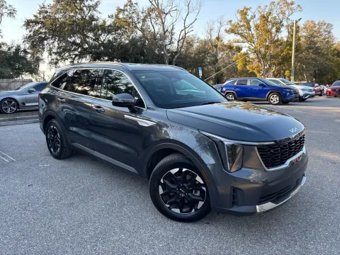 More photos of 2024 Kia Sorento S at Evo Motors, FL