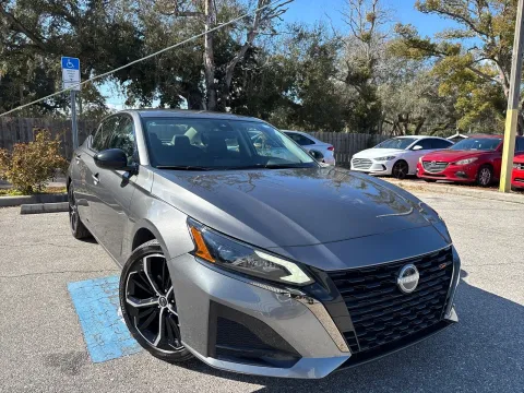 More photos of 2025 Nissan Altima SR at Evo Motors, FL