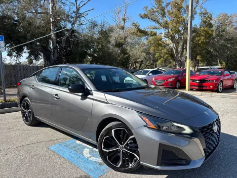More photos of 2025 Nissan Altima SR at Evo Motors, FL