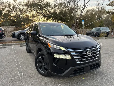 More photos of 2025 Nissan Rogue SV AWD at Evo Motors, FL