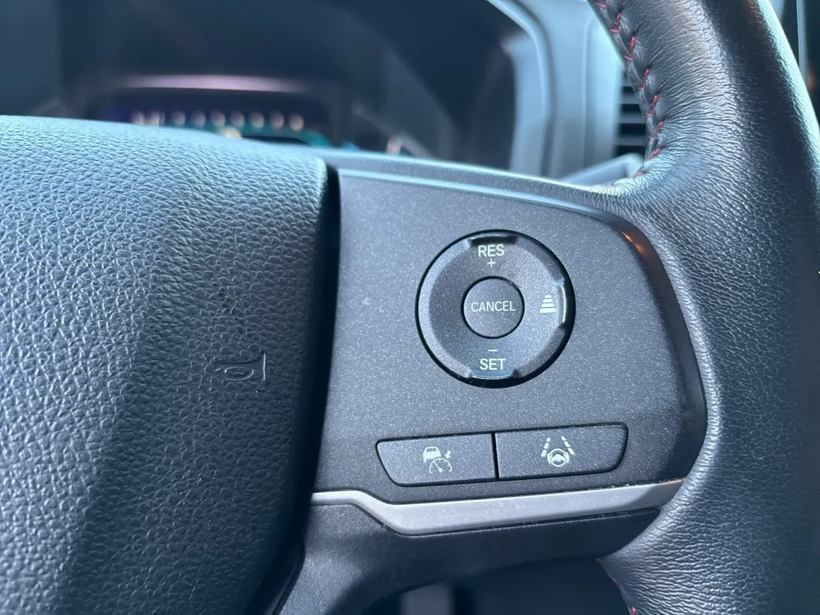 2024 Honda Odyssey SPORT - Photo 17