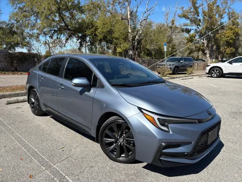 More photos of 2025 Toyota Corolla SE at Evo Motors, FL