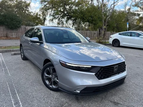 More photos of 2024 Honda Accord Sedan EX at Evo Motors, FL