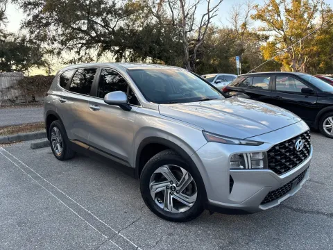 More photos of 2021 Hyundai Santa Fe SE at Evo Motors, FL