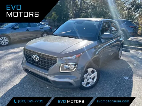 Black 2020 Hyundai Venue SE for sale in Seffner, FL