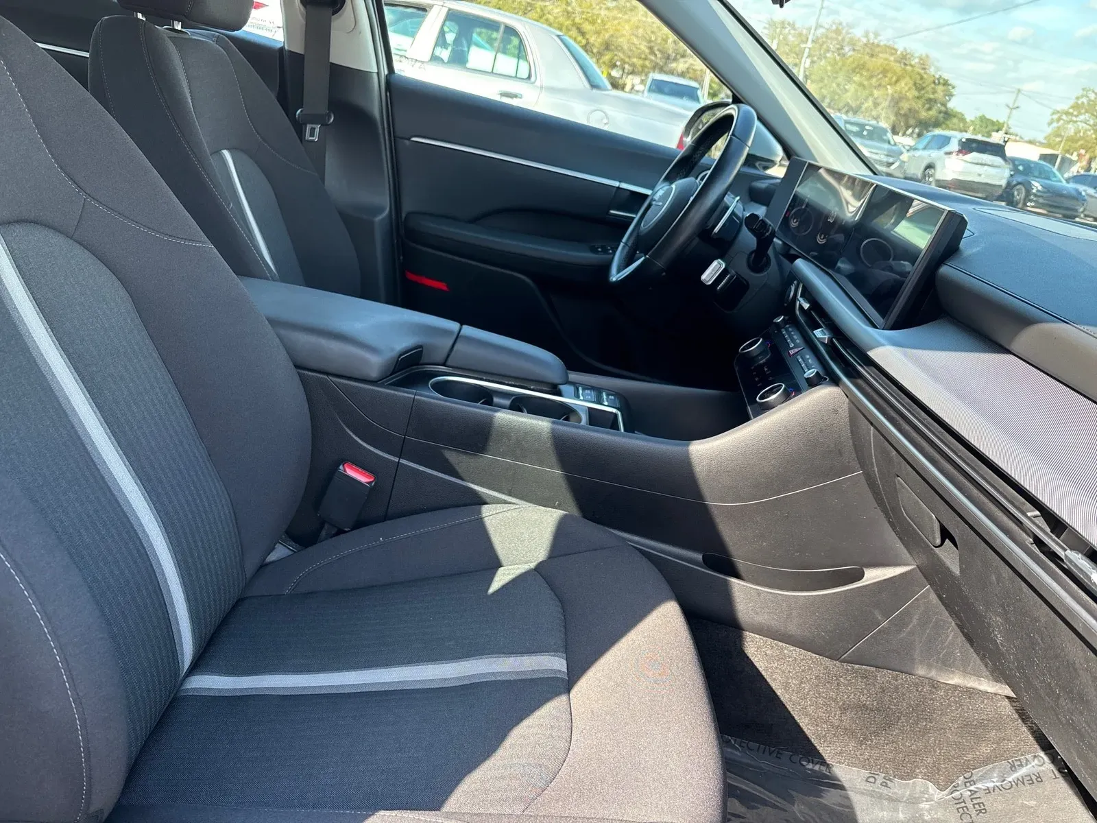 2025 Hyundai Sonata Hybrid SEL - Photo 13