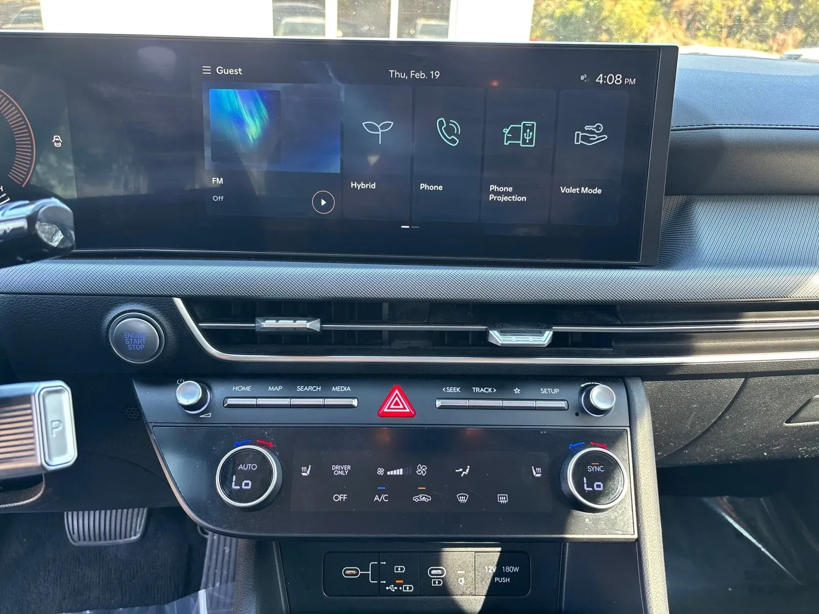 2025 Hyundai Sonata Hybrid SEL - Photo 19