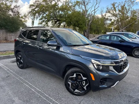 More photos of 2025 Kia Seltos S at Evo Motors, FL