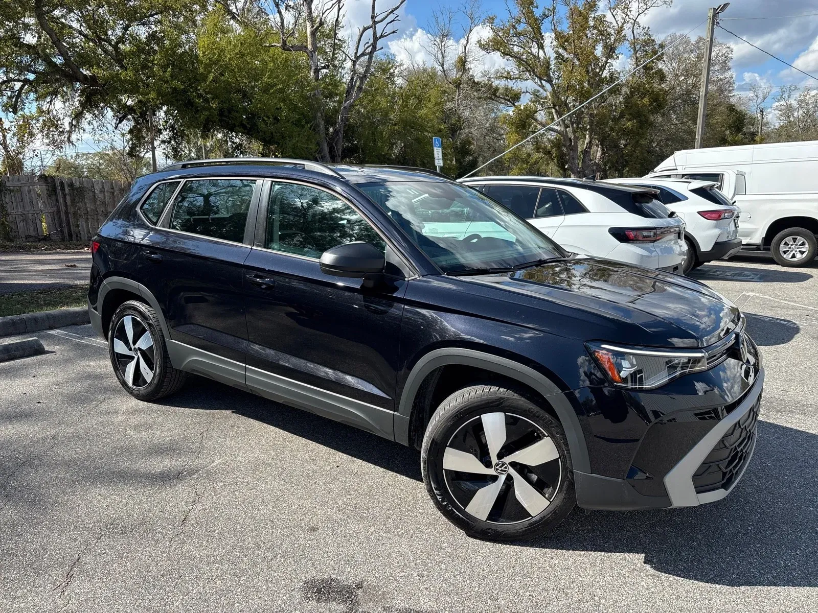 2025 Volkswagen Taos S - Photo 6