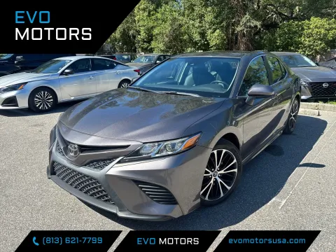 Green 2020 Toyota Camry SE for sale in Seffner, FL