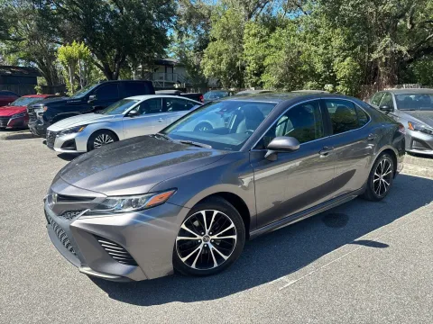 Photos of 2020 Toyota Camry SE for sale in Seffner, FL at Evo Motors