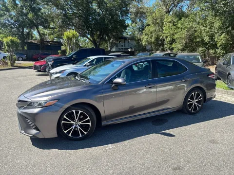 Another view of 2020 Toyota Camry SE for sale in Seffner, FL at Evo Motors