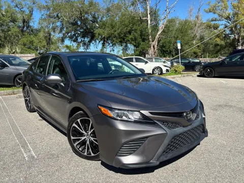 More photos of 2020 Toyota Camry SE at Evo Motors, FL