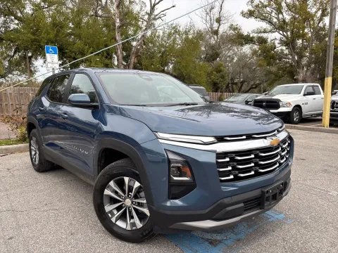 More photos of 2025 Chevrolet Equinox FWD LT at Evo Motors, FL