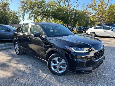 More photos of 2024 Honda HR-V LX at Evo Motors, FL